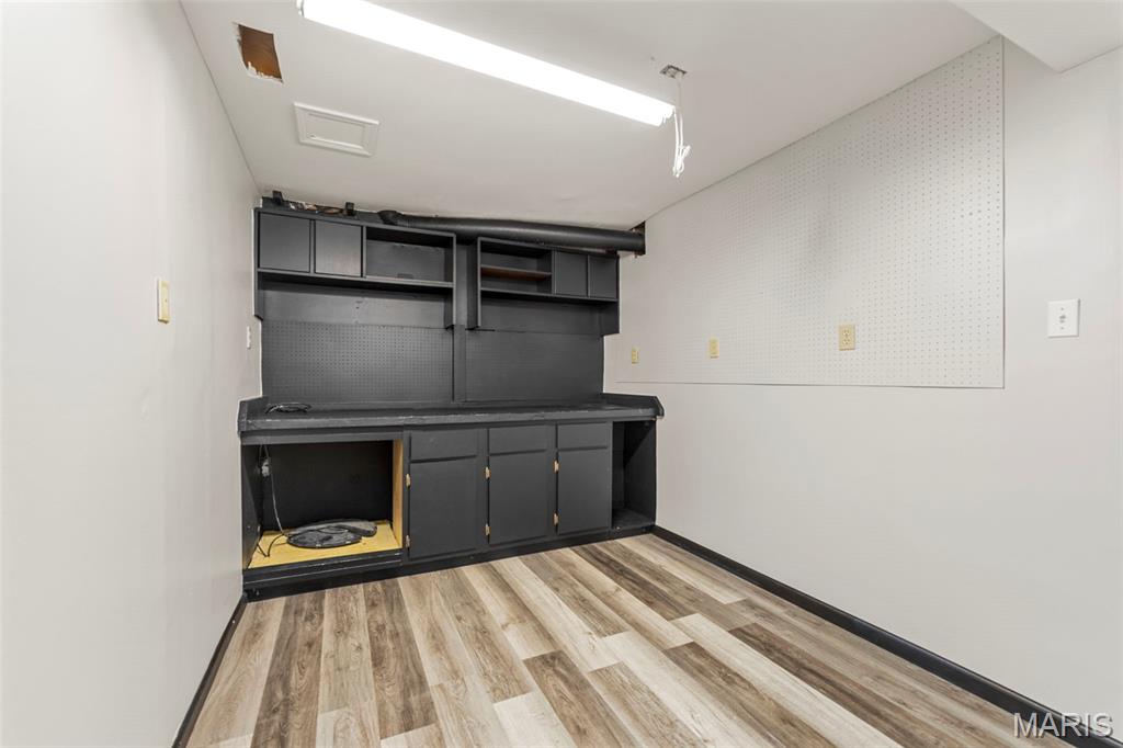 2906 Russet Court Florissant, MO 63031 - Photo 35 of 57