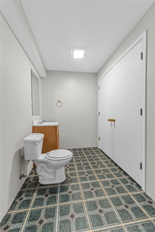 2906 Russet Court Florissant, MO 63031 - Photo 38 of 57