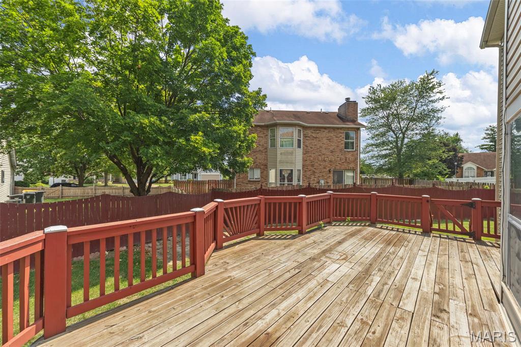 2906 Russet Court Florissant, MO 63031 - Photo 9 of 57