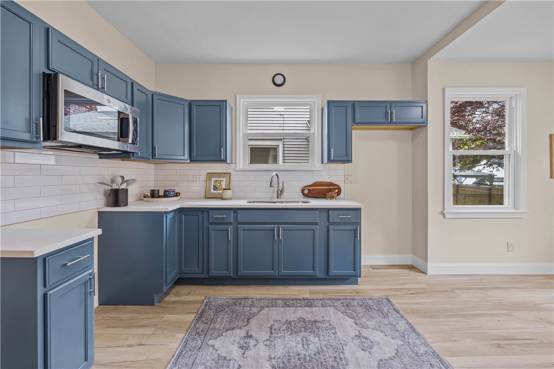 276 Parsells Avenue Rochester, NY 14609 - Photo 10 of 33