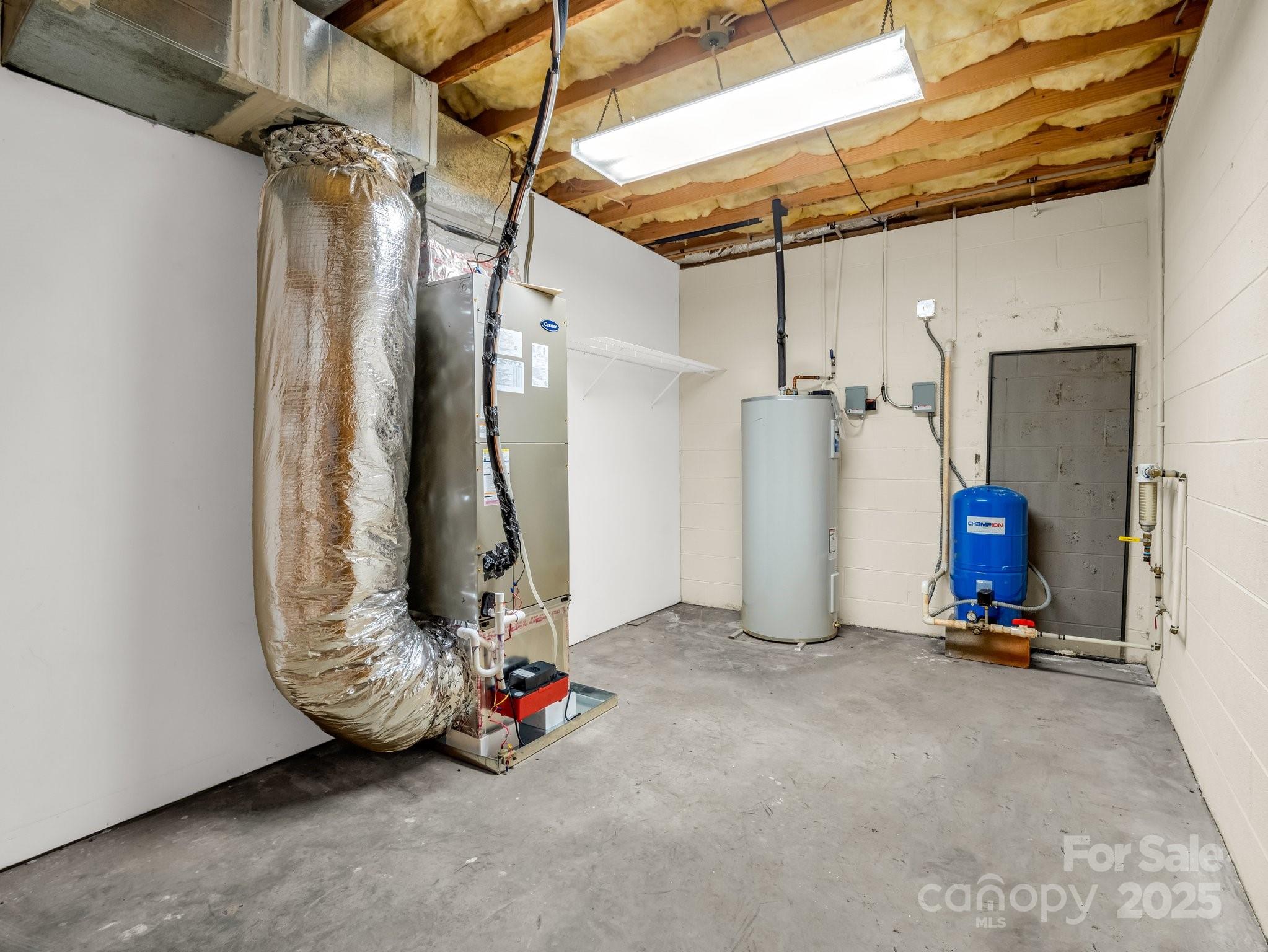 163 Summit Lane Rutherfordton, NC 28139 - Photo 30 of 44 a view of a room with gym equipment
