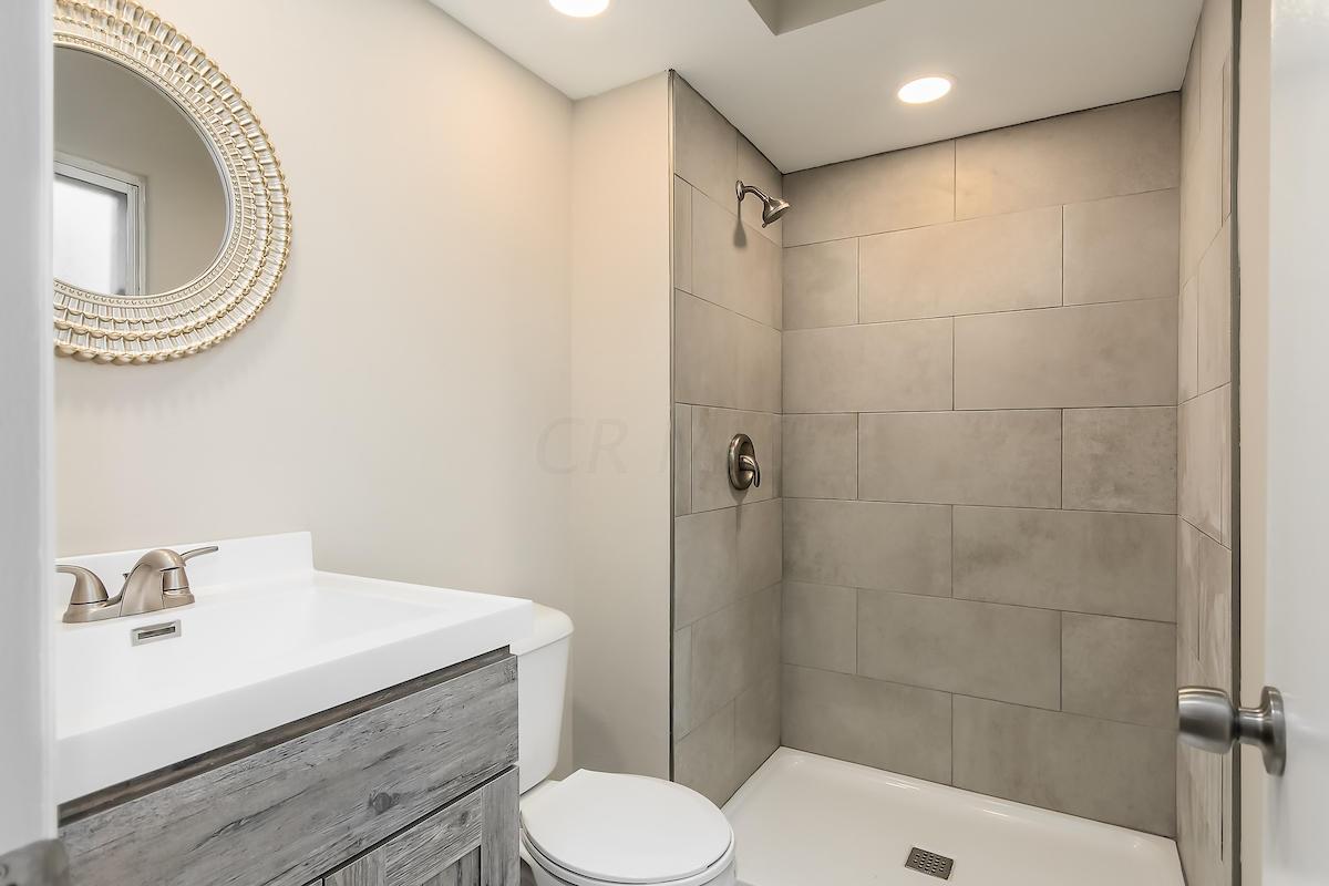 1856 Fairhaven Road Columbus, OH 43229 - Photo 18 of 23 Gallery Image 18