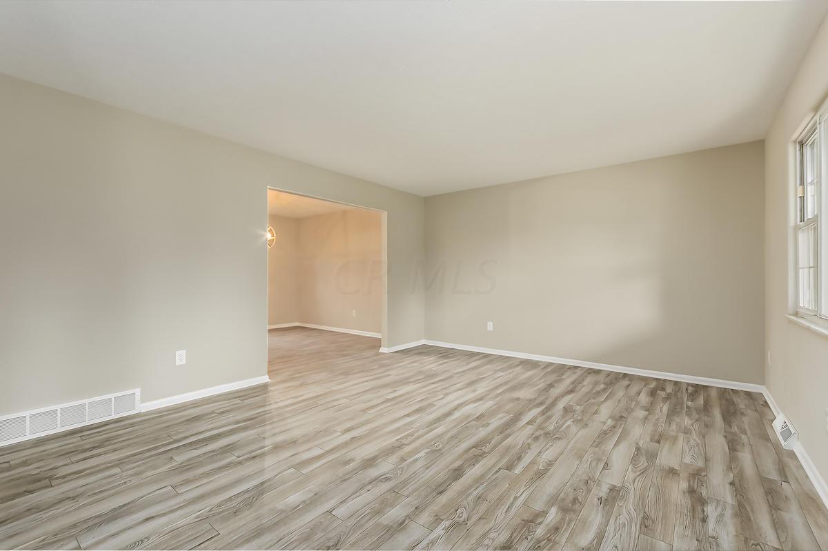 1856 Fairhaven Road Columbus, OH 43229 - Photo 4 of 23 Gallery Image 4