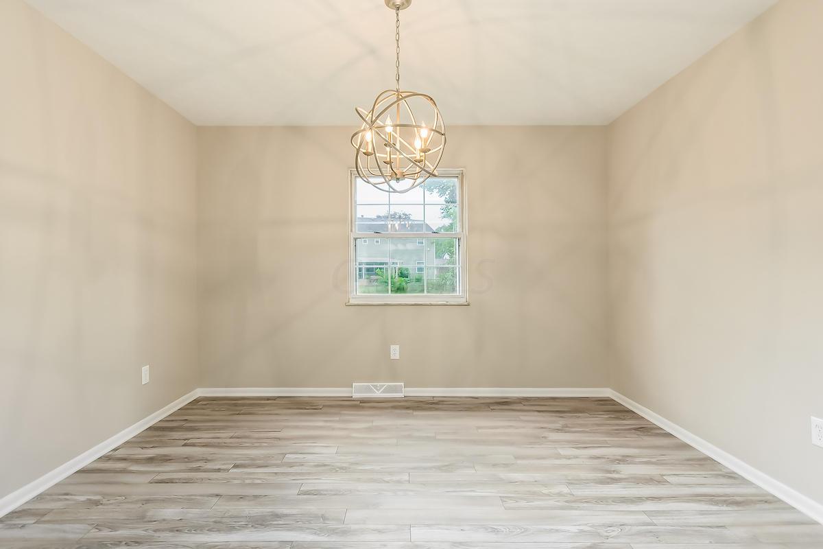 1856 Fairhaven Road Columbus, OH 43229 - Photo 7 of 23 Gallery Image 7