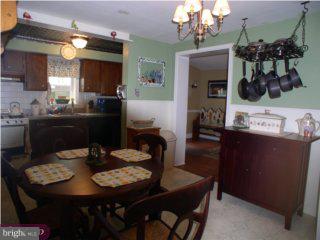 211 Lyster Road Oreland, PA 19075 - Photo 3 of 5 Gallery Image 3