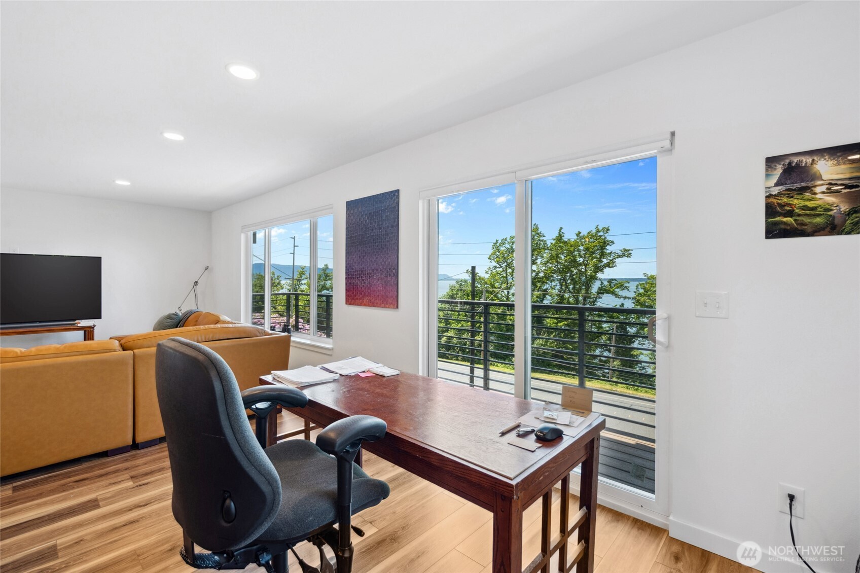201 South State Street, Unit A Bellingham, WA 98225 - Photo 10 of 35 a view of a workspace with furniture and a potted plant
