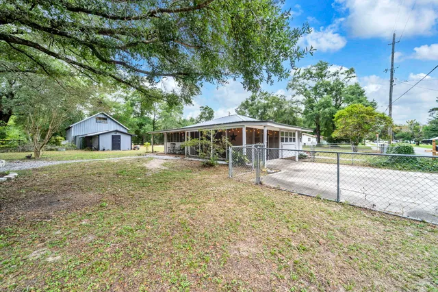 $280,000 | 226 South 19th Street, DeFuniak Springs, FL 32435