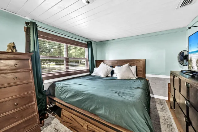 $280,000 | 226 South 19th Street, DeFuniak Springs, FL 32435