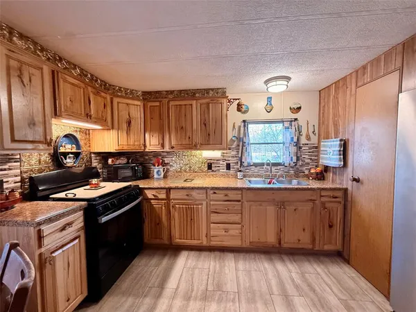 $149,900 | 177 County Road 1556, Alba, TX 75410