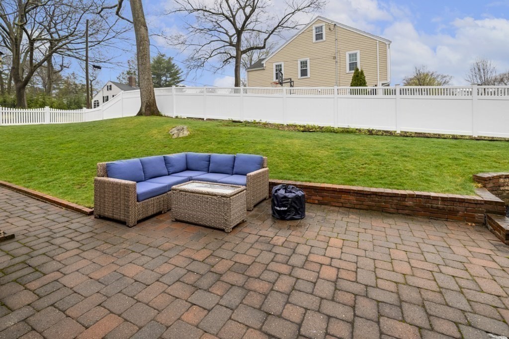 16 Longbow Road Lynnfield, MA 01940 - Photo 27 of 35 Gallery Image 27