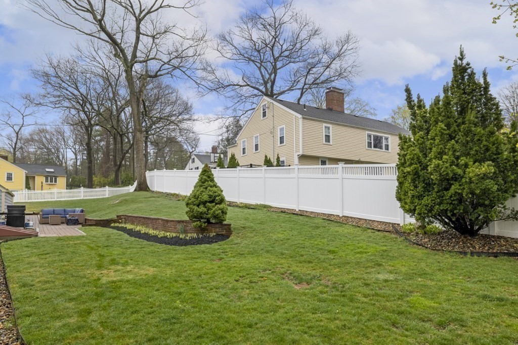 16 Longbow Road Lynnfield, MA 01940 - Photo 29 of 35 Gallery Image 29