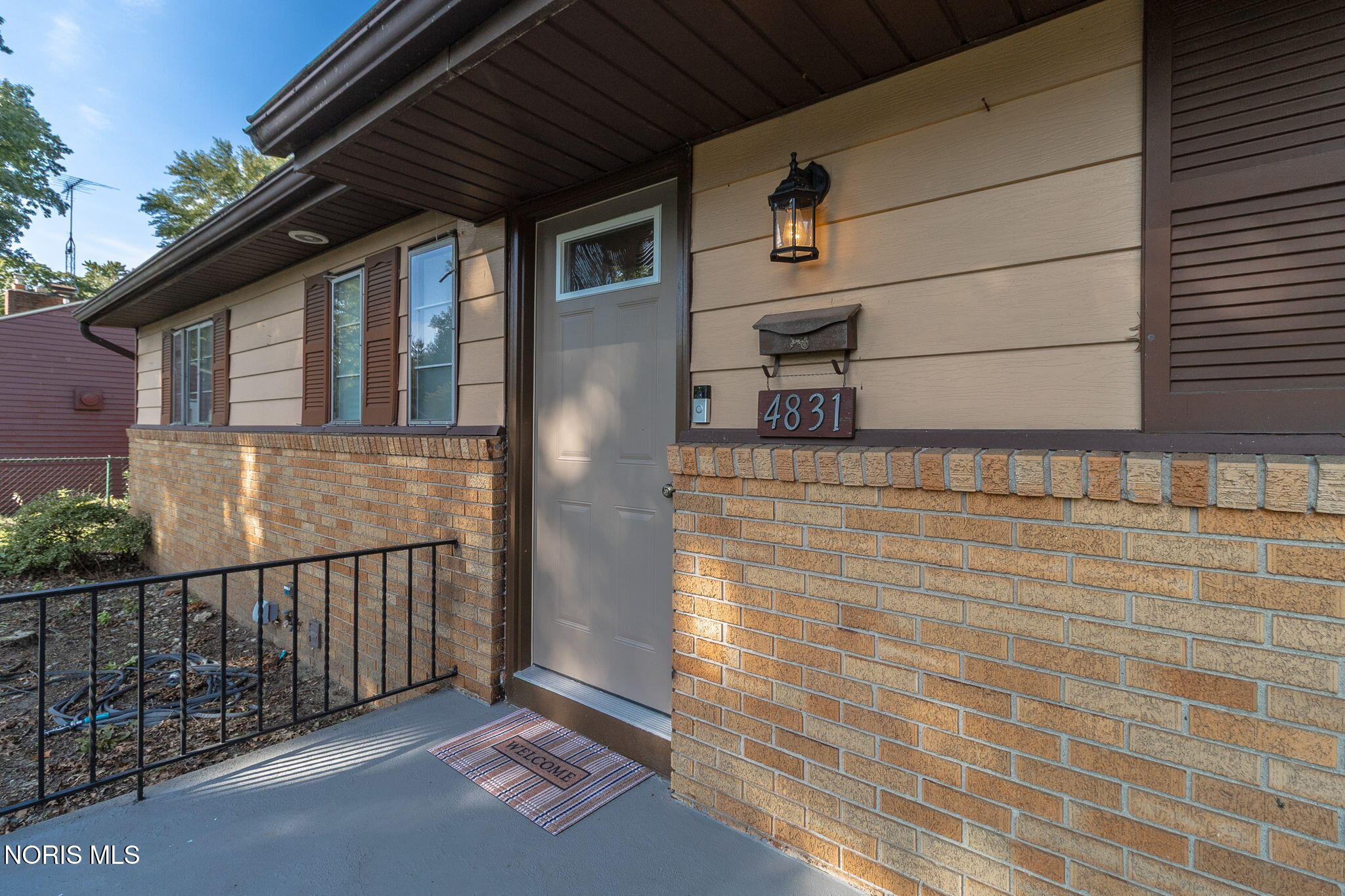 4831 Cedarhurst Road Toledo, OH 43613 - Photo 2 of 33 Gallery Image 2
