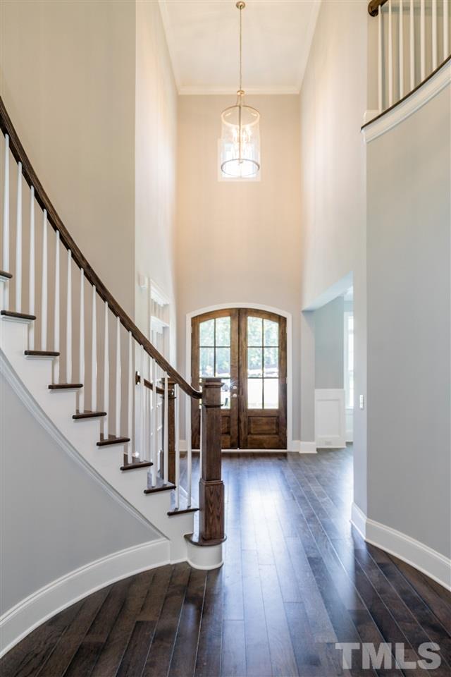 1609 Keyworth Court, Unit 10 Raleigh, NC 27612 - Photo 2 of 30 Gallery Image 2