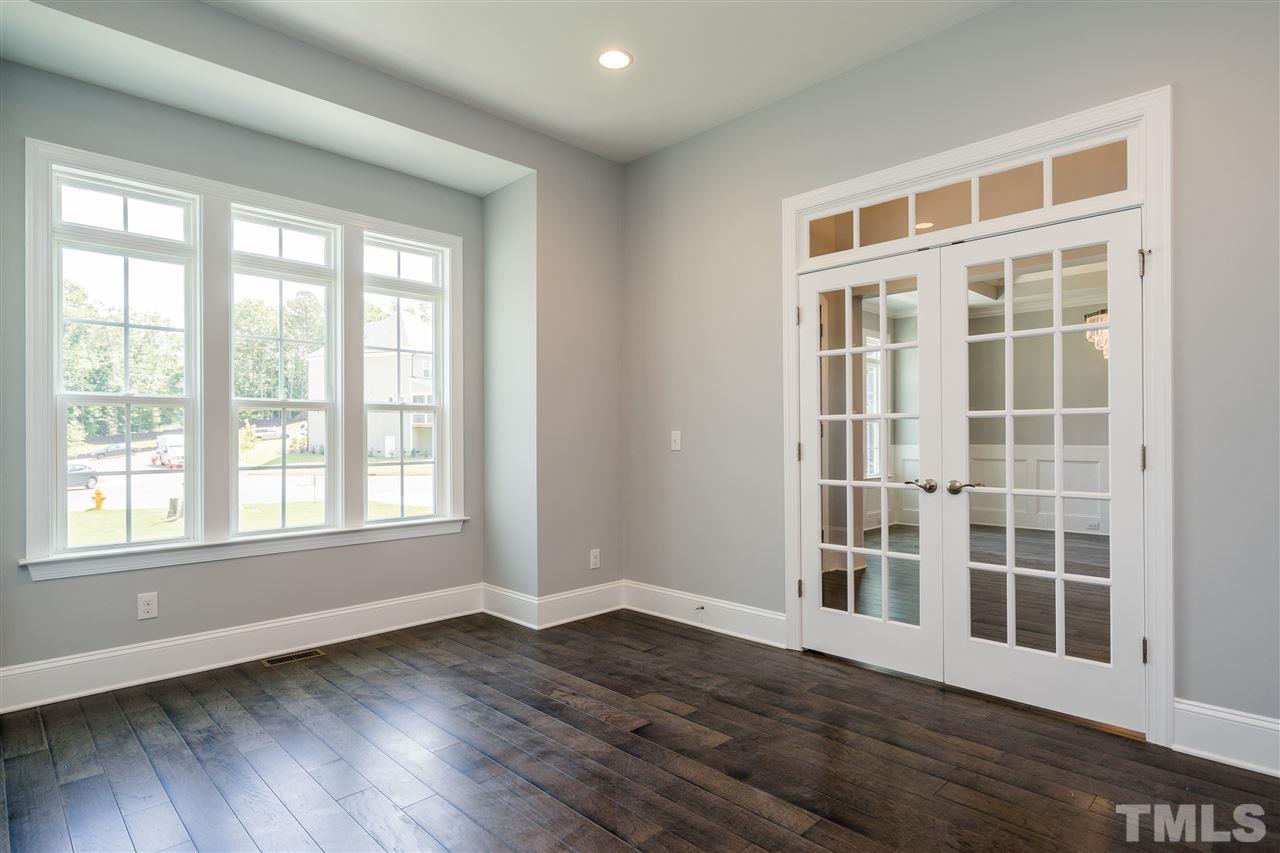 1609 Keyworth Court, Unit 10 Raleigh, NC 27612 - Photo 4 of 30 Gallery Image 4