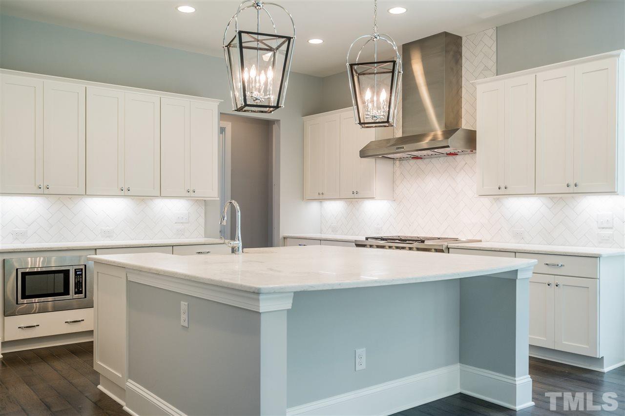 1609 Keyworth Court, Unit 10 Raleigh, NC 27612 - Photo 8 of 30 Gallery Image 8