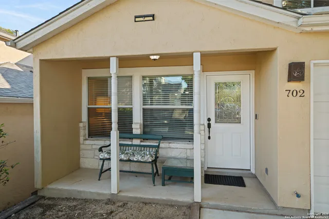 $198,000 | 3202 Eisenhauer Road, Unit 702, San Antonio, TX 78209