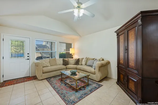 $165,000 | 3202 Eisenhauer Road, Unit 702, San Antonio, TX 78209