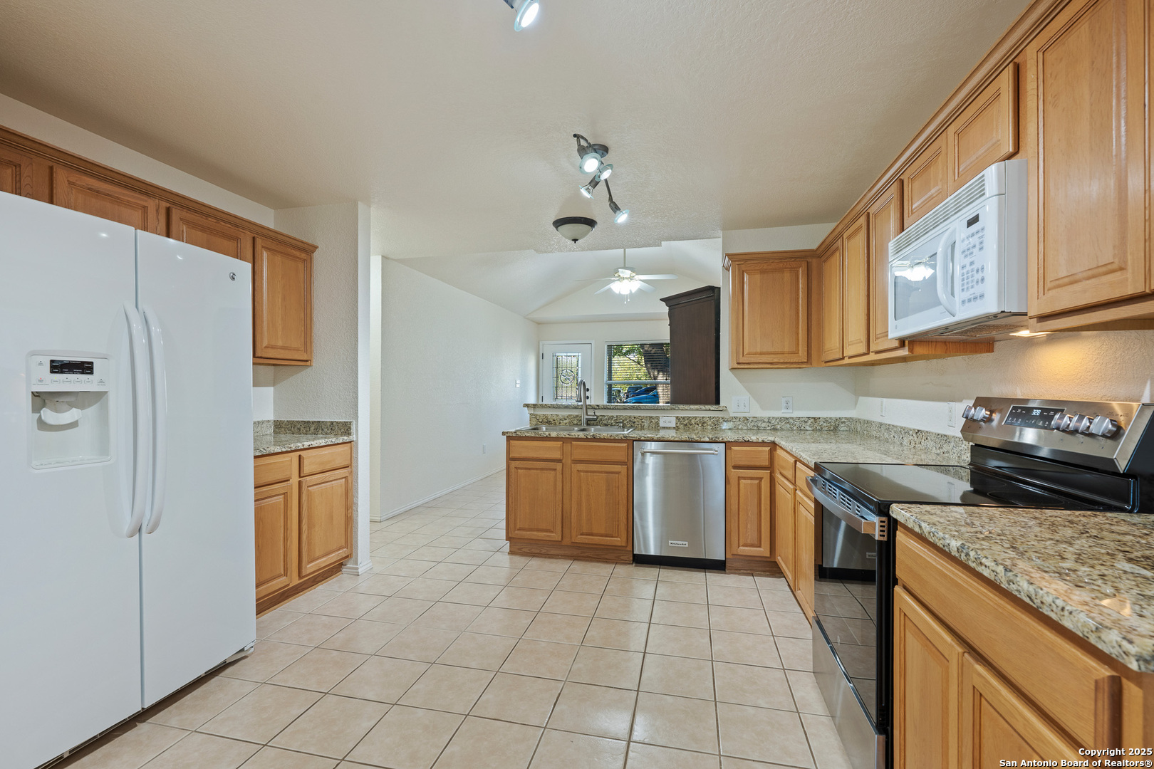 3202 Eisenhauer Road, Unit 702 San Antonio, TX 78209 - Photo 7 of 21