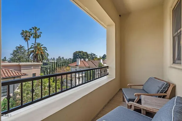$3,298,000 | 100 South Orange Grove Boulevard, Unit 302, Pasadena, CA 91105