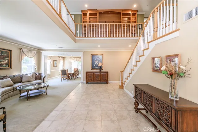 a view of a livingroom with furniture