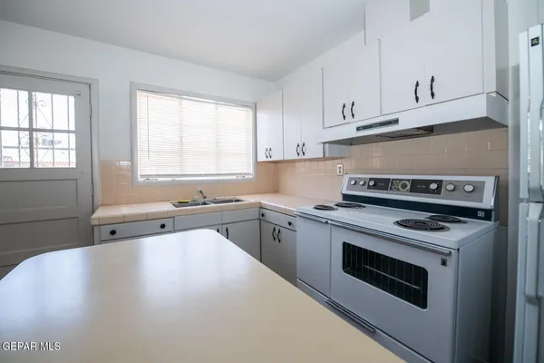 $229,900 | 4013 Hueco Avenue, El Paso, TX 79903