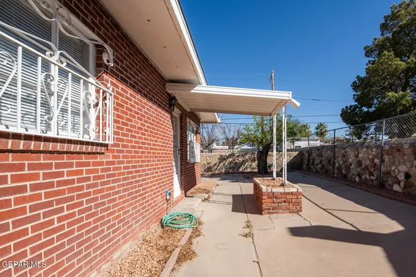 $229,900 | 4013 Hueco Avenue, El Paso, TX 79903