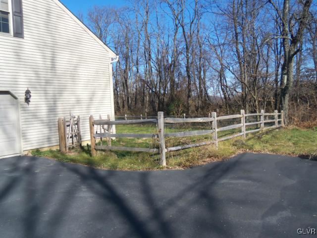 5569 Vera Cruz Road Emmaus, PA 18049 - Photo 4 of 29 Gallery Image 4