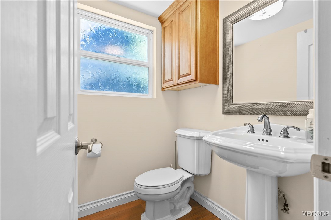 26665 Modoc Lane Lake Arrowhead, CA 92352 - Photo 15 of 38