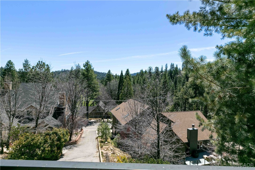 26665 Modoc Lane Lake Arrowhead, CA 92352 - Photo 22 of 38