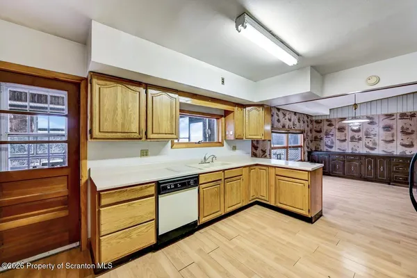 $780,000 | 1560 Reservoir Road, Moscow, PA 18444
