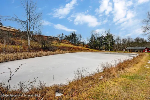 $780,000 | 1560 Reservoir Road, Moscow, PA 18444