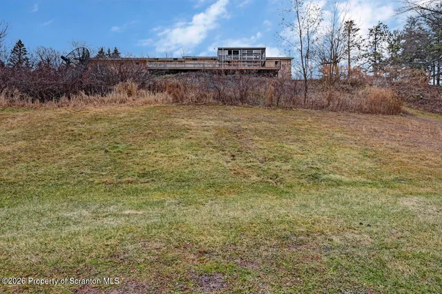 $847,999 | 1560 Reservoir Road, Moscow, PA 18444