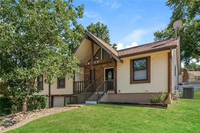 $1,990 | 1815 North Lazy Branch Road, Independence, MO 64058