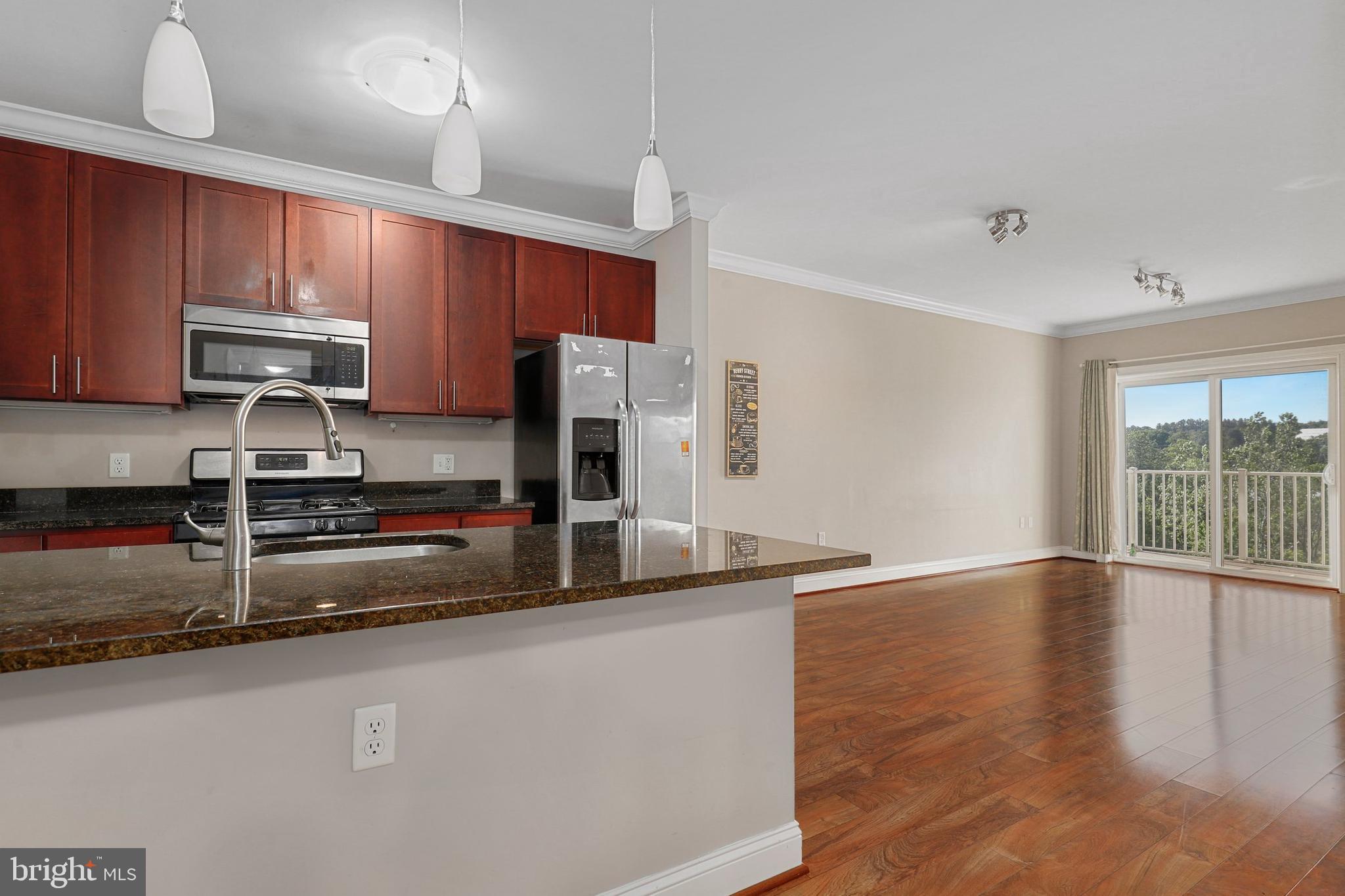 6301 Edsall Road, Unit 411 Alexandria, VA 22312 - Photo 13 of 25 Gallery Image 13