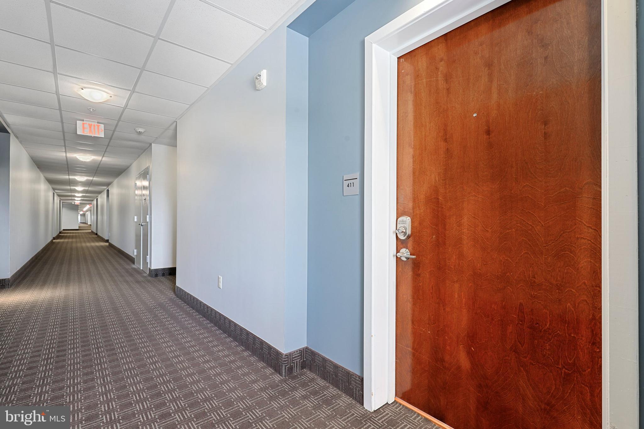 6301 Edsall Road, Unit 411 Alexandria, VA 22312 - Photo 3 of 25 Gallery Image 3