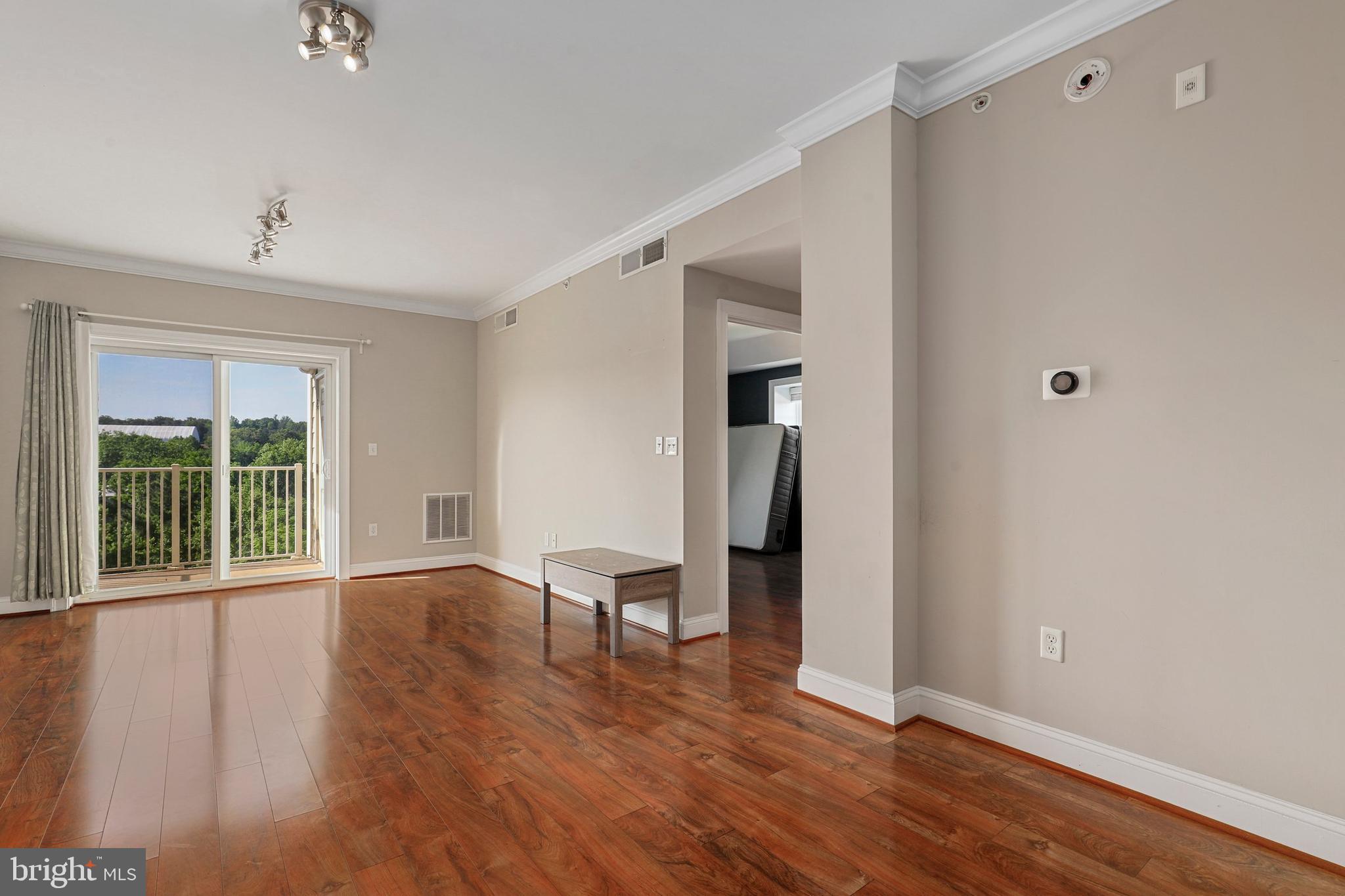 6301 Edsall Road, Unit 411 Alexandria, VA 22312 - Photo 9 of 25 Gallery Image 9