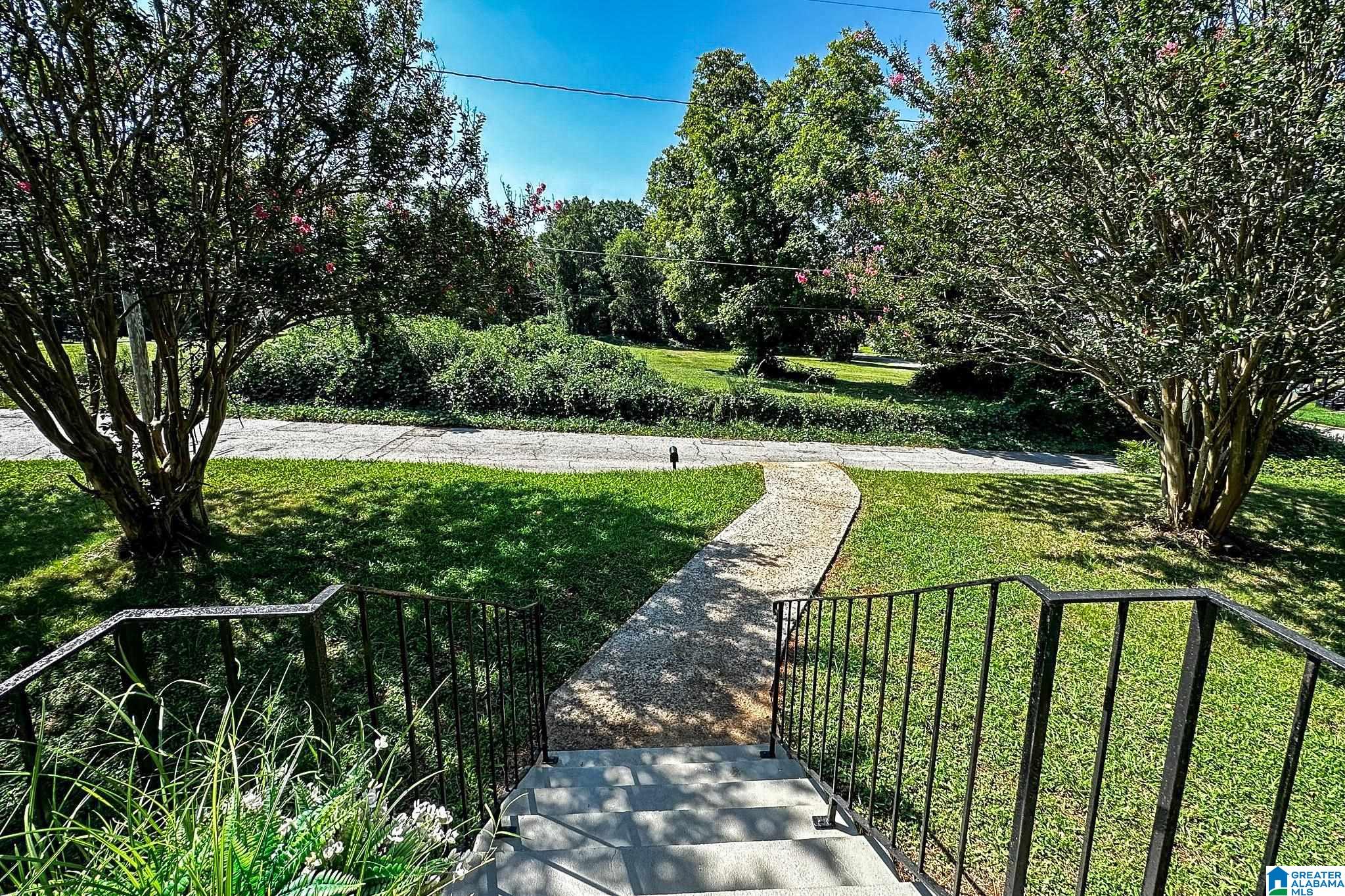 409 East 5th Street Anniston, AL 36207 - Photo 2 of 63