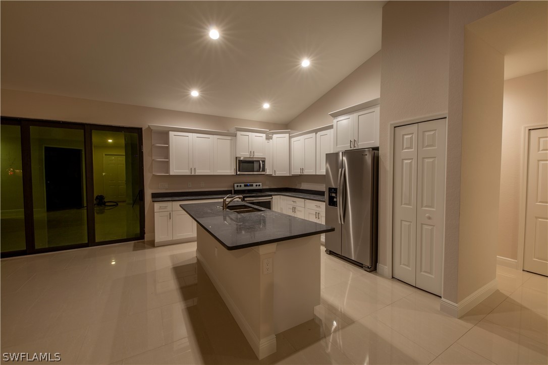 8168 Anhinga Road Fort Myers, FL 33967 - Photo 3 of 24 Gallery Image 3