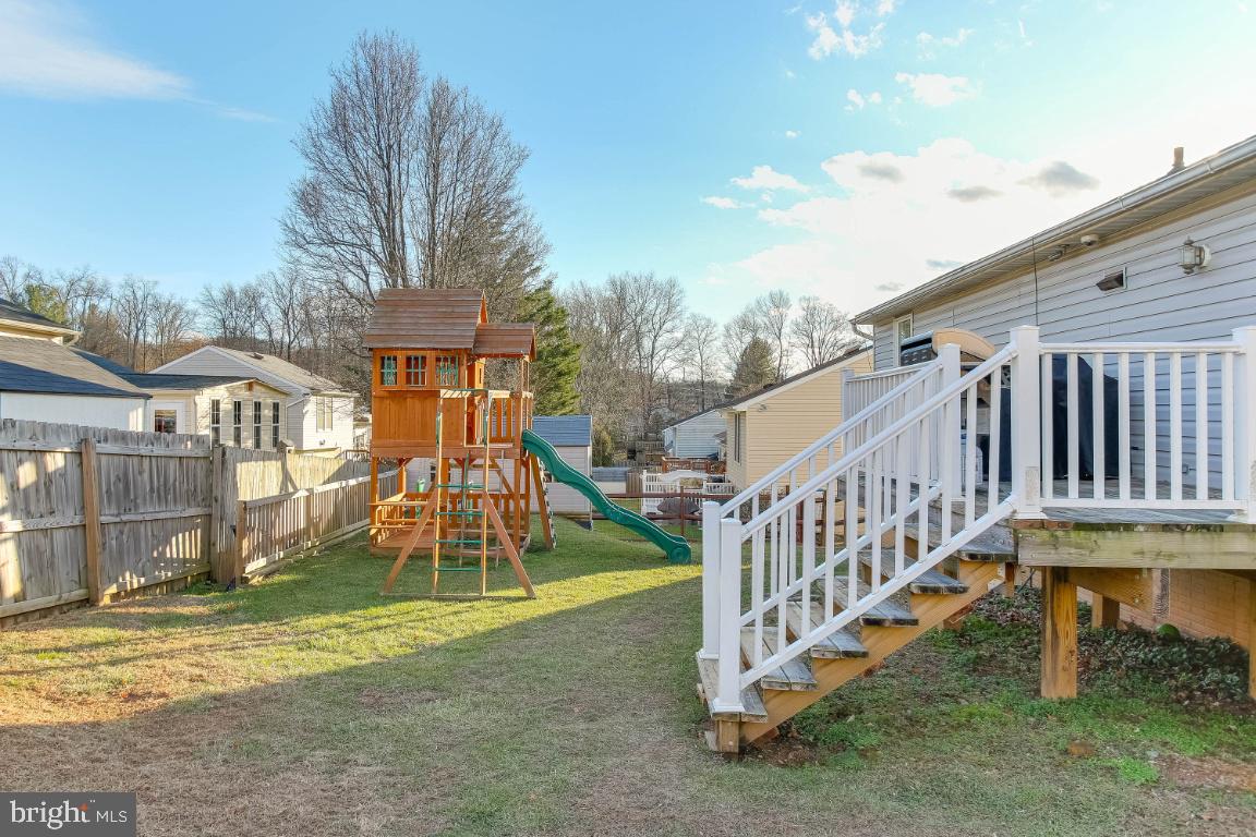 201 Contour Road Mount Airy, MD 21771 - Photo 39 of 40 Gallery Image 39