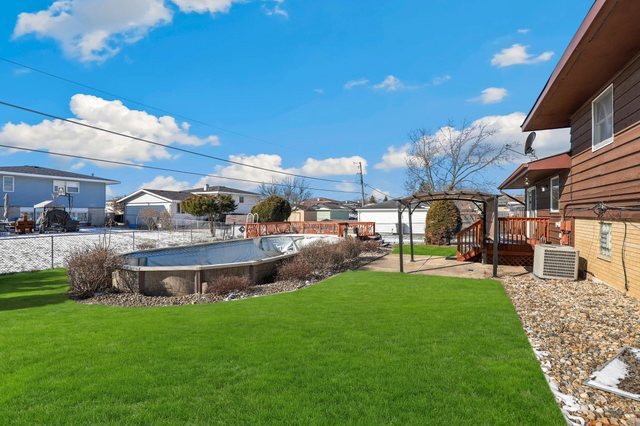 2951 193rd Street Lansing, IL 60438 - Photo 16 of 17