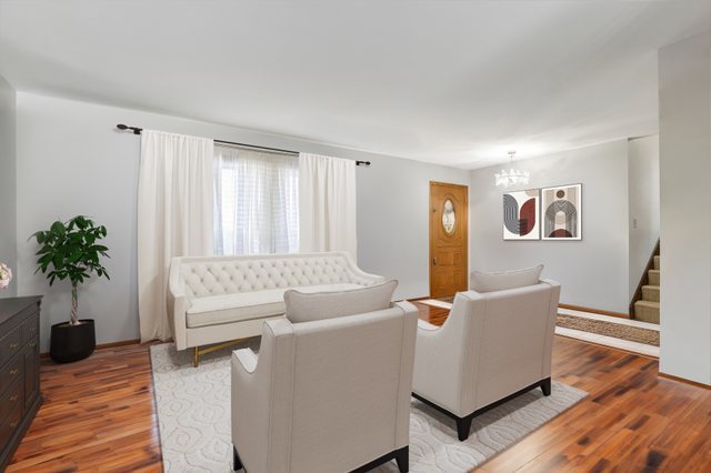 2951 193rd Street Lansing, IL 60438 - Photo 2 of 17