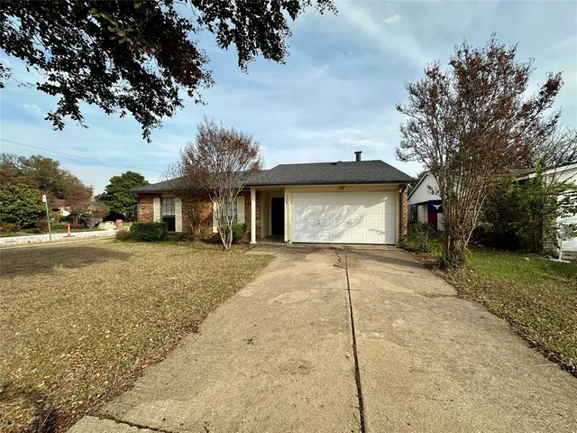 $1,900 | 570 Windsor Place, Allen, TX 75002
