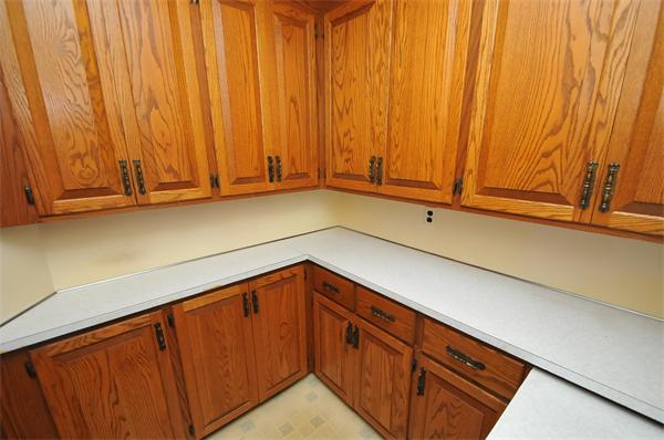 19 Bedford Road Springfield, MA 01107 - Photo 15 of 29 Gallery Image 15
