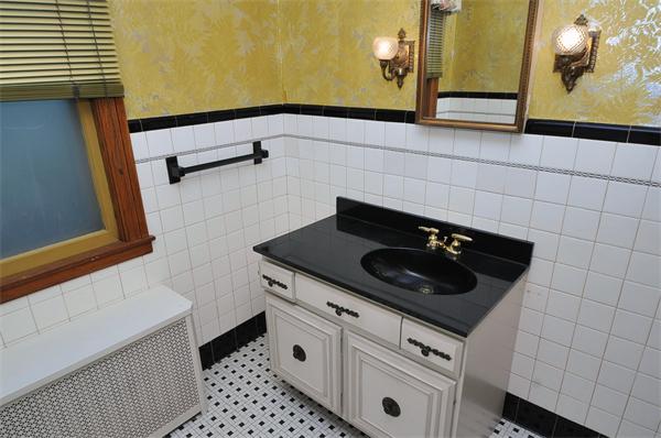 19 Bedford Road Springfield, MA 01107 - Photo 21 of 29 Gallery Image 21