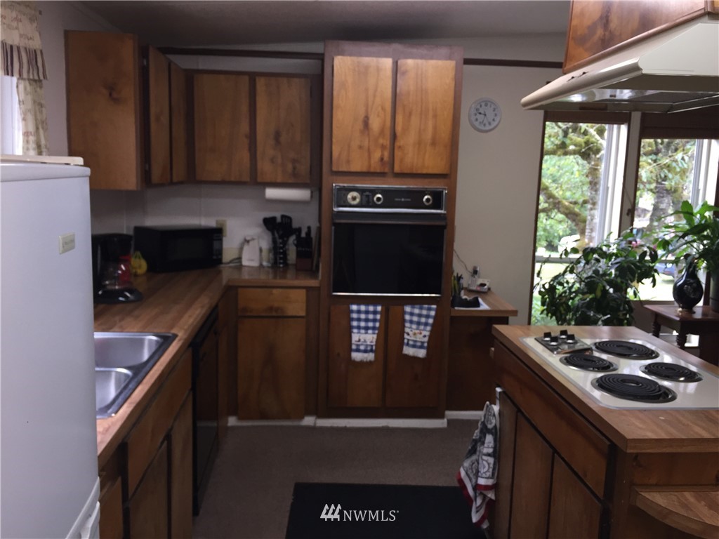 19823 South Carpenter Road Snohomish, WA 98290 - Photo 11 of 20 Gallery Image 11