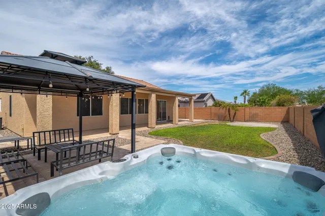 $1,995 | 13679 West Tara Lane, Surprise, AZ 85374