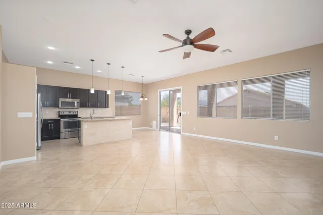 $1,995 | 13679 West Tara Lane, Surprise, AZ 85374