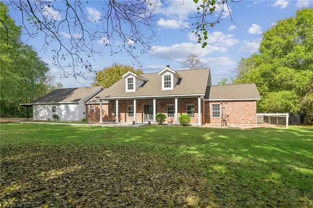 $849,000 | 23375 Lowe Davis Road, Covington, LA 70435