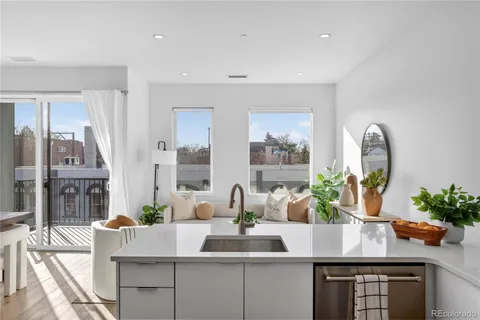 $439,900 | 1300 North Ogden Street, Unit 301, Denver, CO 80218