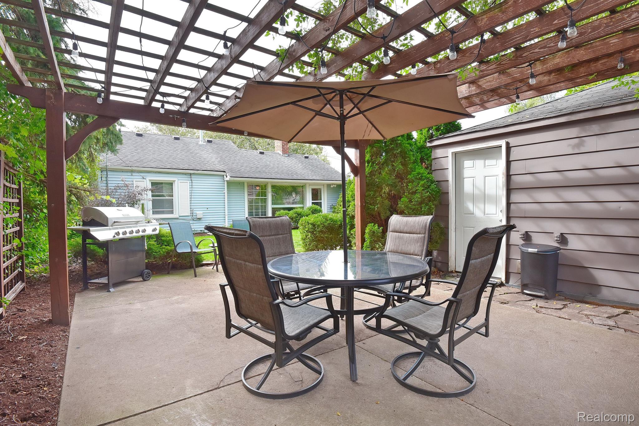 3620 Normandy Road Royal Oak, MI 48073 - Photo 5 of 31